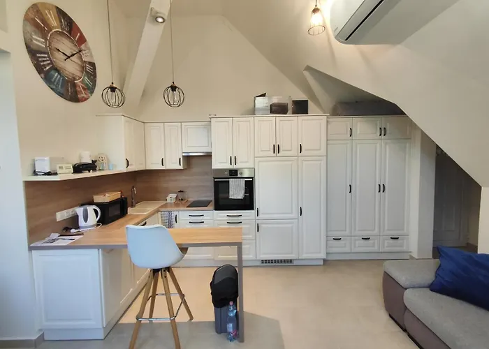 Földvárloft * Balatonföldvár